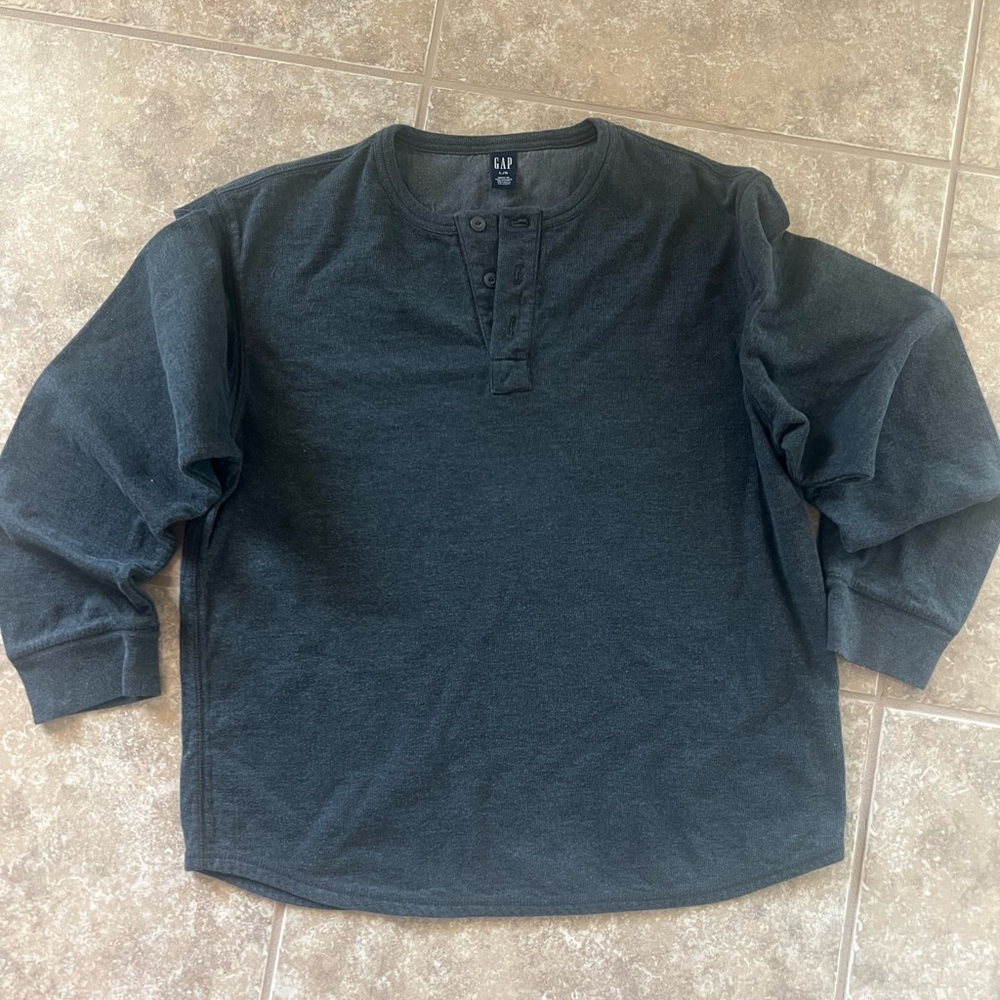 Vintage Gap quarter button down sweater